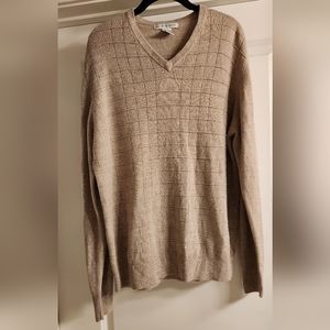 Geoffrey Beene Men’s Tan V-neck Pullover Knit Sweater
